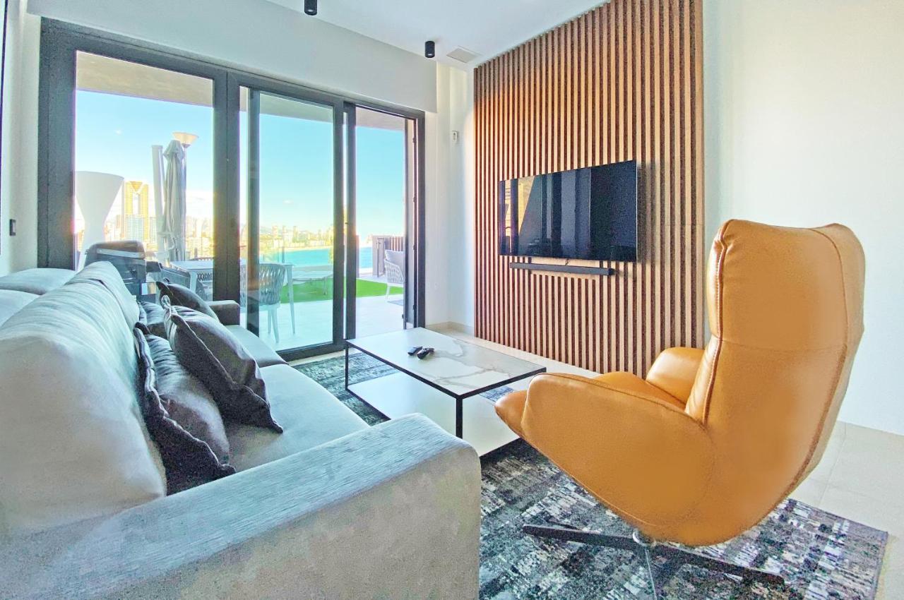 Luxury Apartment With Private Hot Tub By Poniente Beach Бенидорм Экстерьер фото