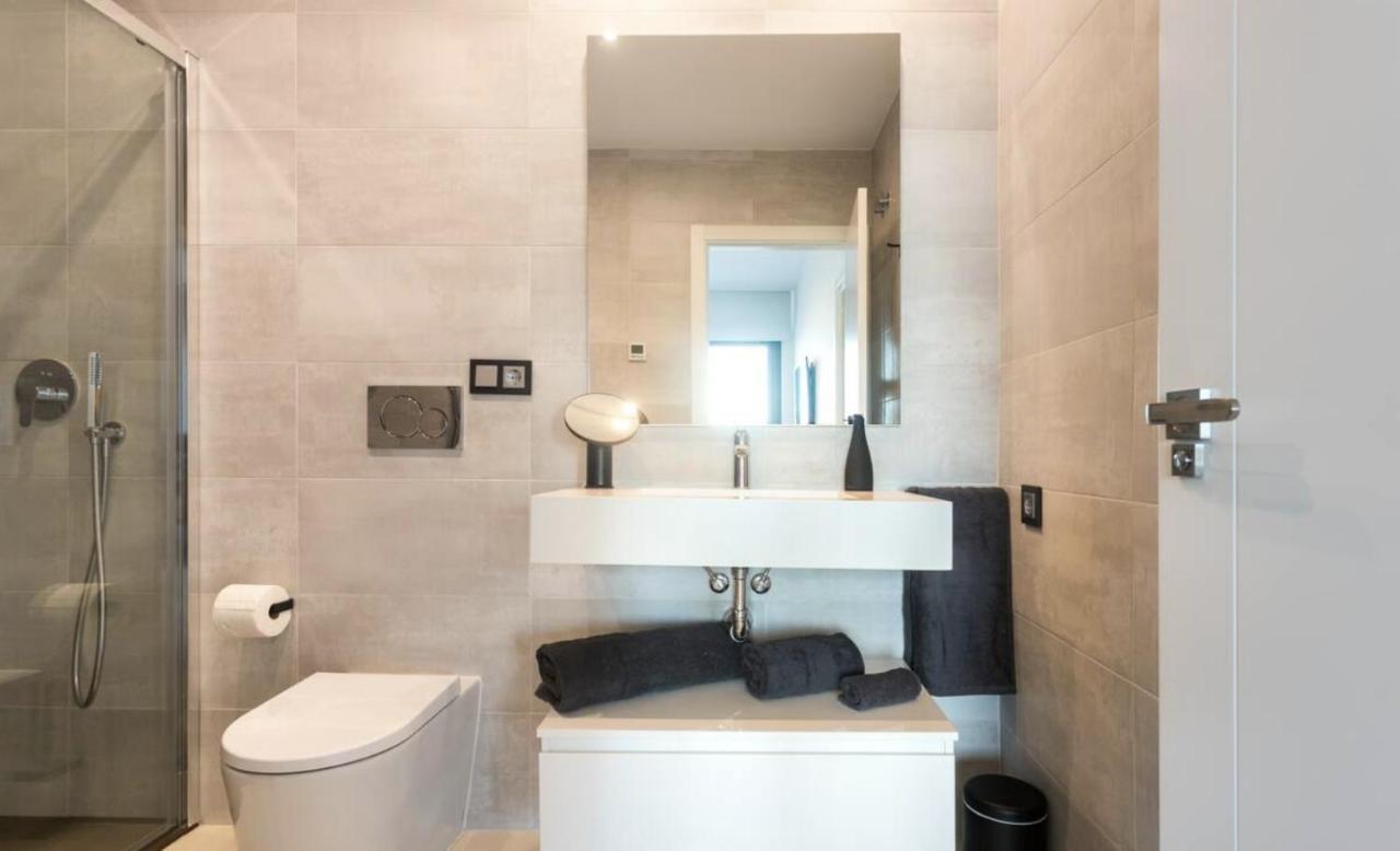 Luxury Apartment With Private Hot Tub By Poniente Beach Бенидорм Экстерьер фото