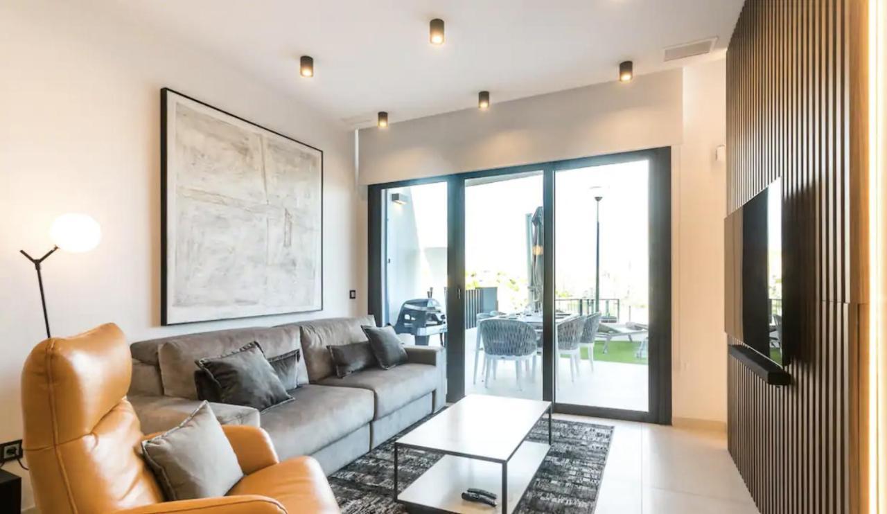 Luxury Apartment With Private Hot Tub By Poniente Beach Бенидорм Экстерьер фото